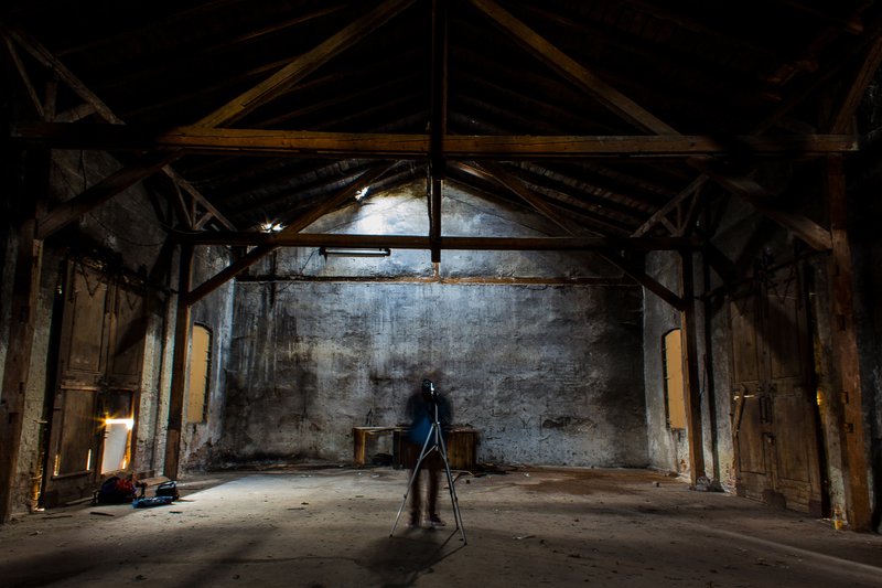 Fantôme dans un immeuble abandonné