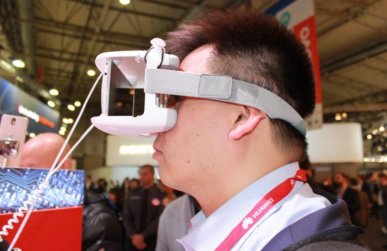 The Booming Virtual Technology: Top 9 Industries That Uses Virtual Reality