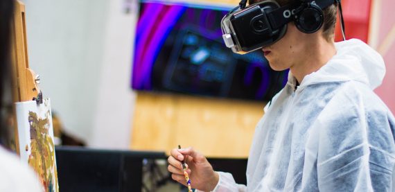 Find Out How Virtual Reality Tour Will Shape The Future