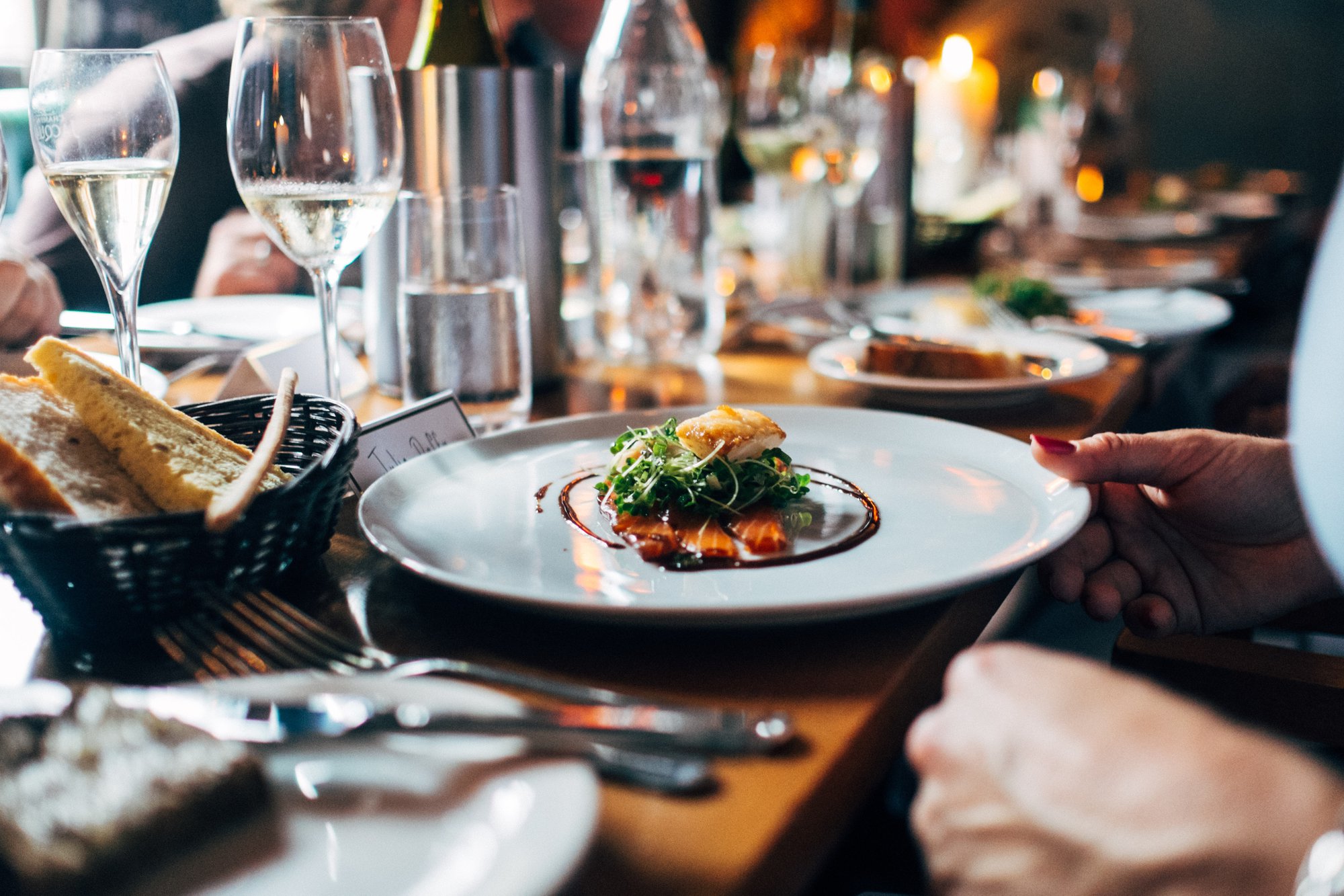 Compelling Reasons To Setup a Virtual Tour Restaurant